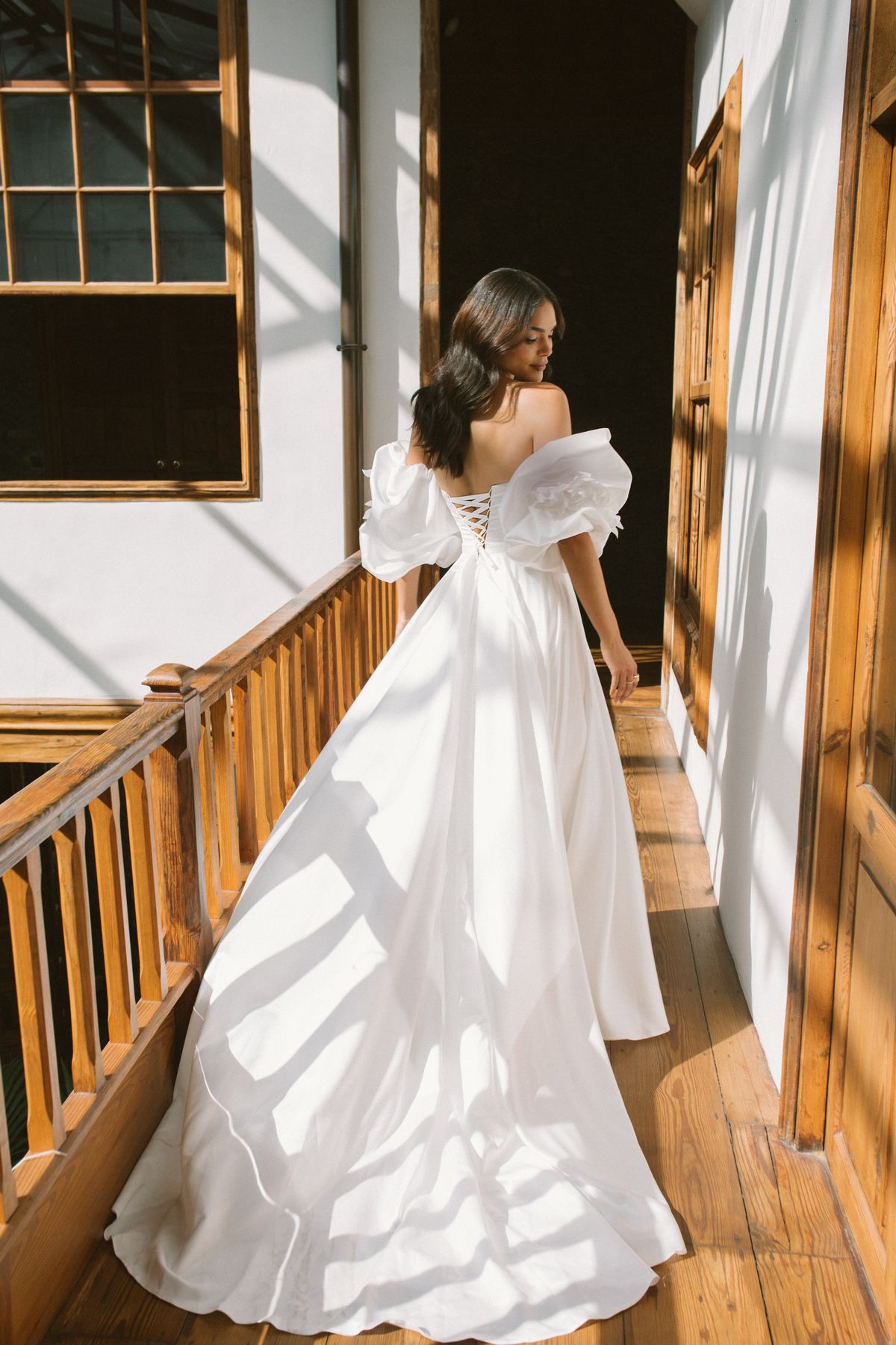 Minimalist wedding dress Vilda with detachable sleeves at Dell"Amore Bridal, Auckland. 8