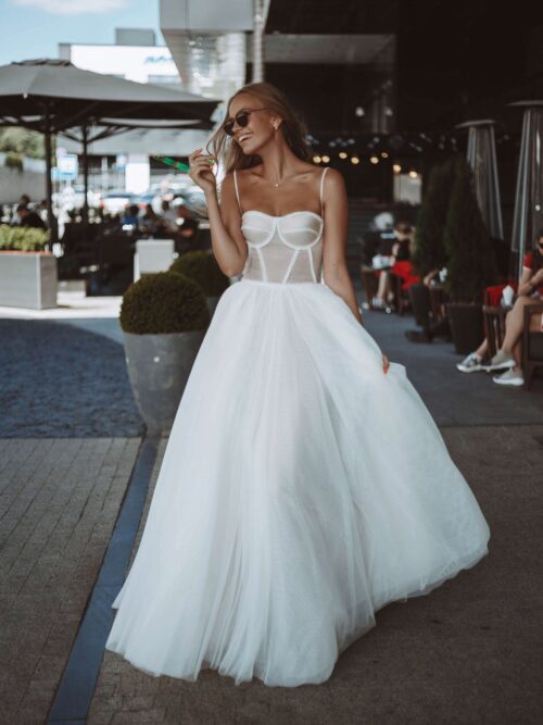 Rara Avis elegant A-line wedding dress Yang with the tulle skirt and fitted bodice with the sweetheart neckline and pearls decorations at Dell"Amore Bridal, NZ.5