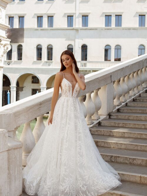 A-line lace Stephany wedding dress by Oksana Mukha at Dell'Amore Bridal, Auckland, NZ6