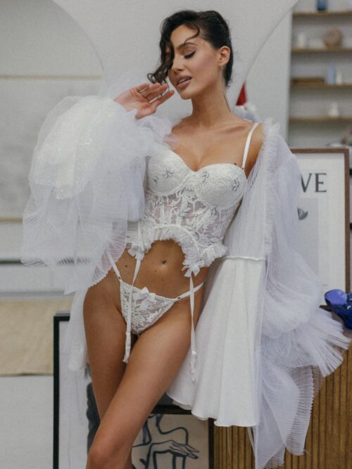 uxurious designer lingerie and bridal lingerie set Bella with a corset and brief, nz, auckland, 3