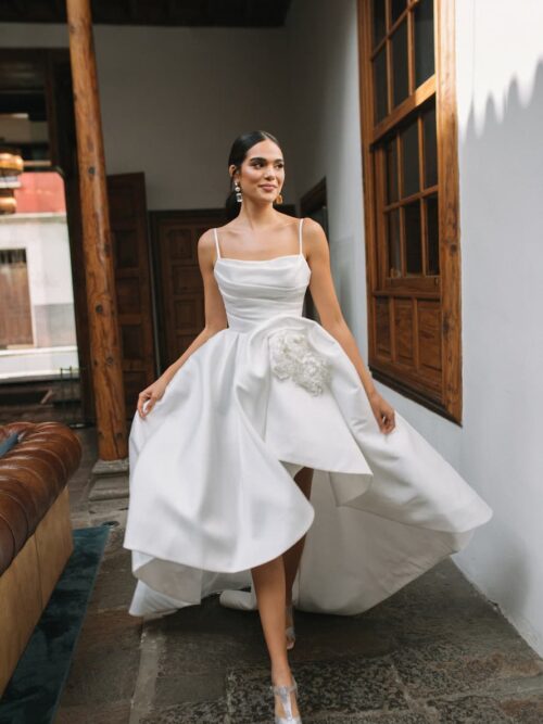 Rara Avis Simple A-silhouette wedding dress Vanata at Dell'Amore, Auckland, NZ 5